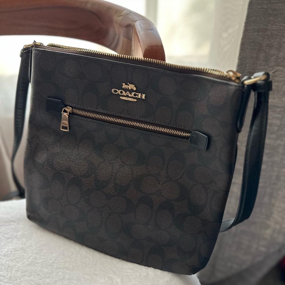 Coach Rowan File Bag In Signature Canvas
